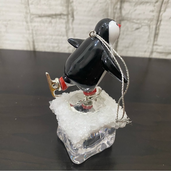 Vintage Penguin on Ice Penguin Skater Christmas Ornament - Picture 3 of 9